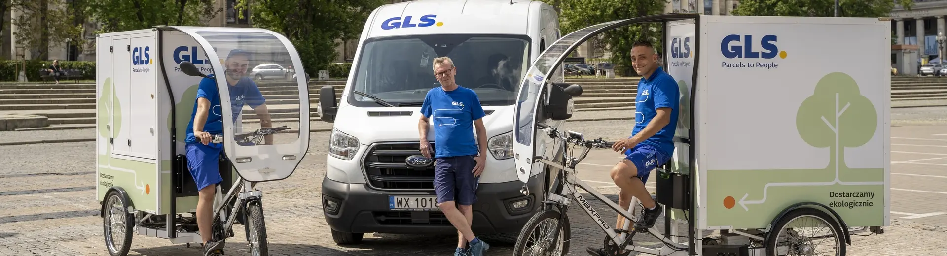 gls drivers close to their ebikes