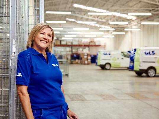 Kiegészítő szolgáltatások a csomagszállítás mellé.