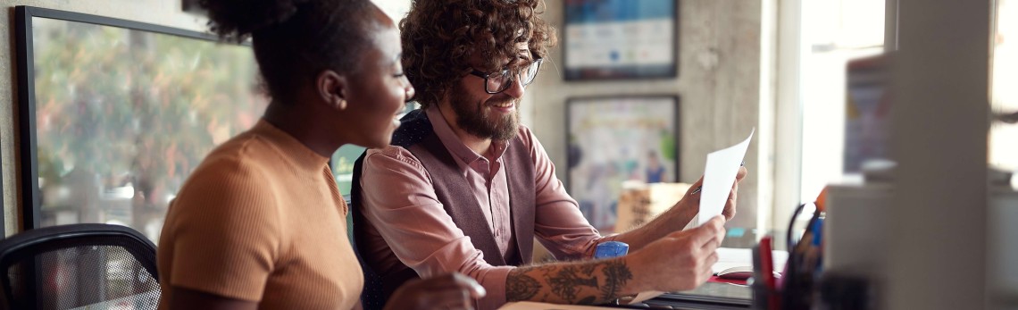 GLS kisteherautó egy magyar úton