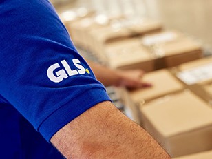 GLS inaugura sede di Matera