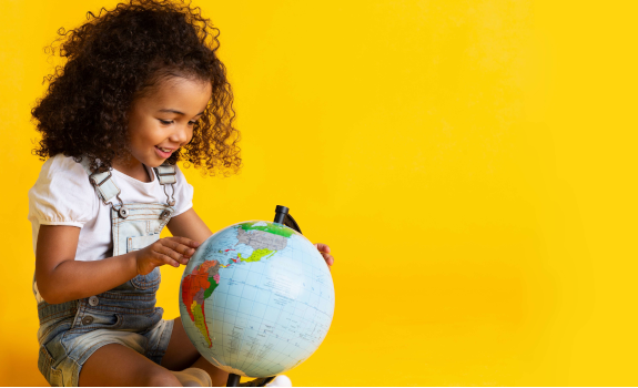 Dowiedz się wszystkiego o wysyłkach paczek do Francji